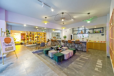 這一次,她選擇從出租房里出嫁