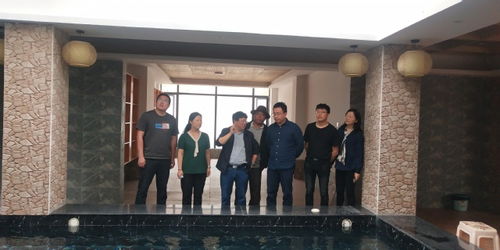 學校領導赴巴塘開展扶貧總結工作